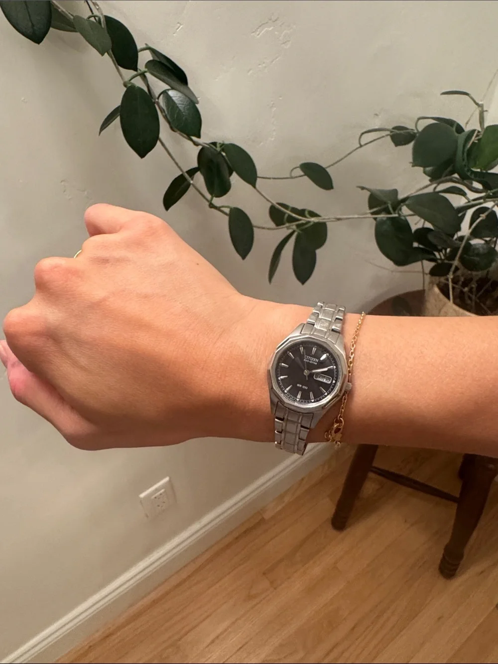 Citizen classic wristwatch
